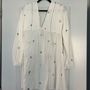 Maaji White Dress/Coverup with Embroidery